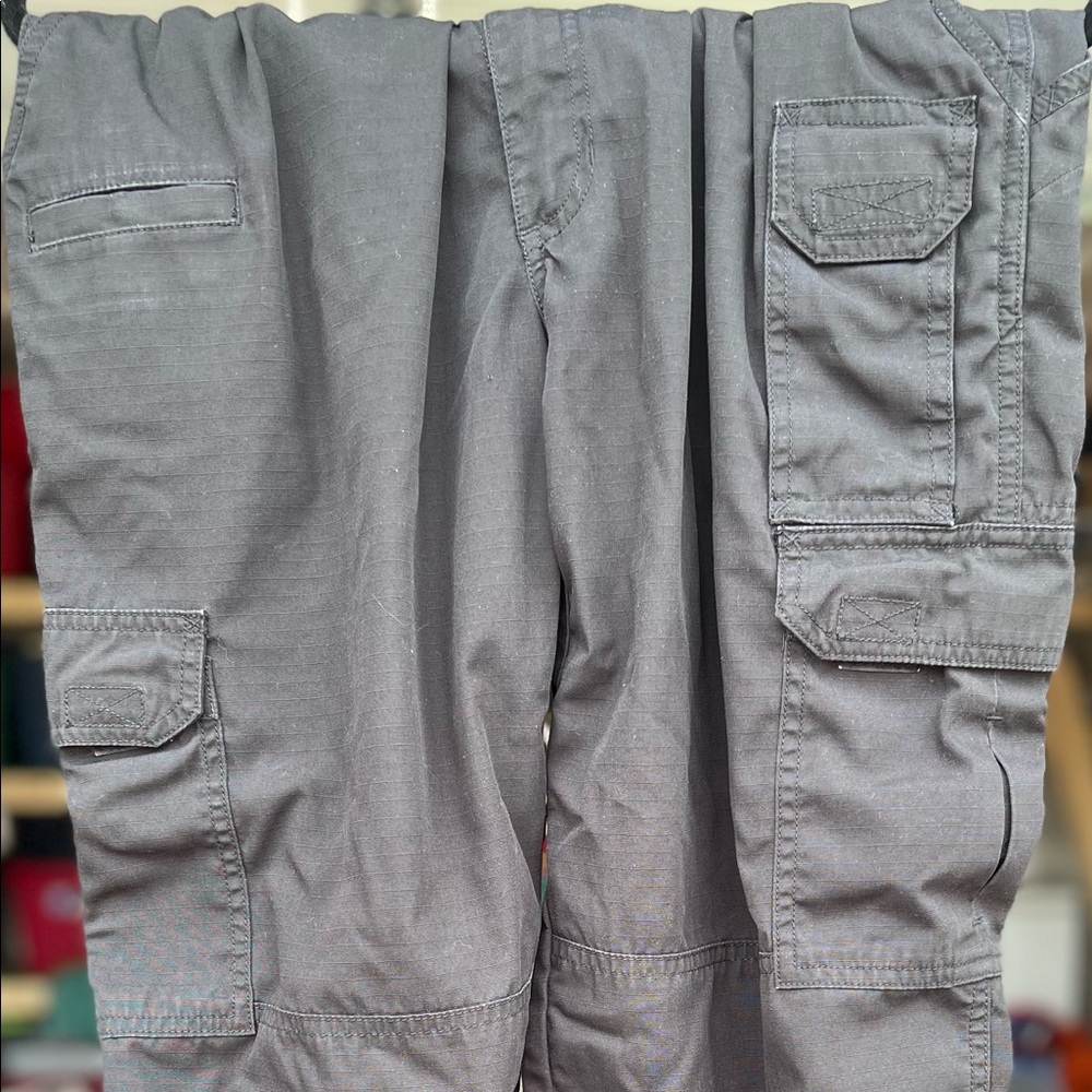 5.11 mens black tactical pants.